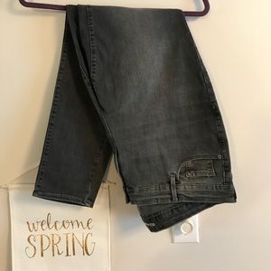 sz 18 mid rise petite old navy rockstar jeans gray